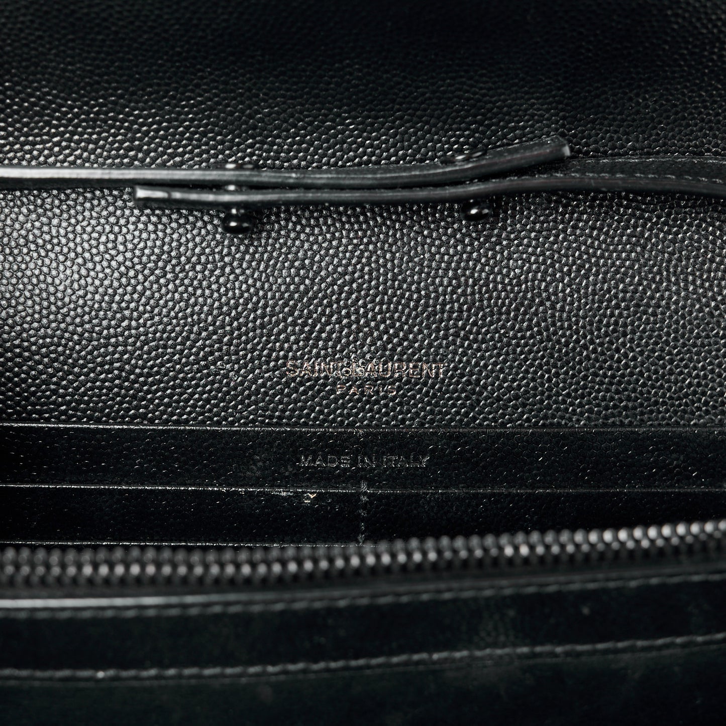 Grain De Poudre Matelasse Chevron Monogram Monochrome Chain Wallet Black