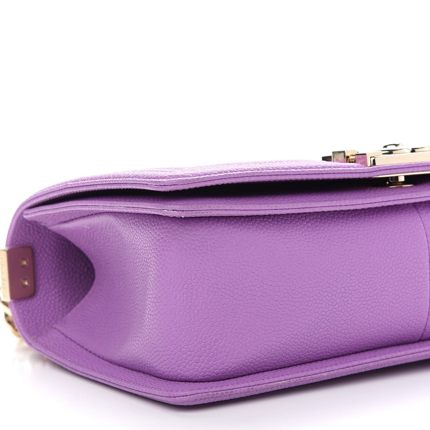 Caviar Quilted Medium Boy Flap Purple