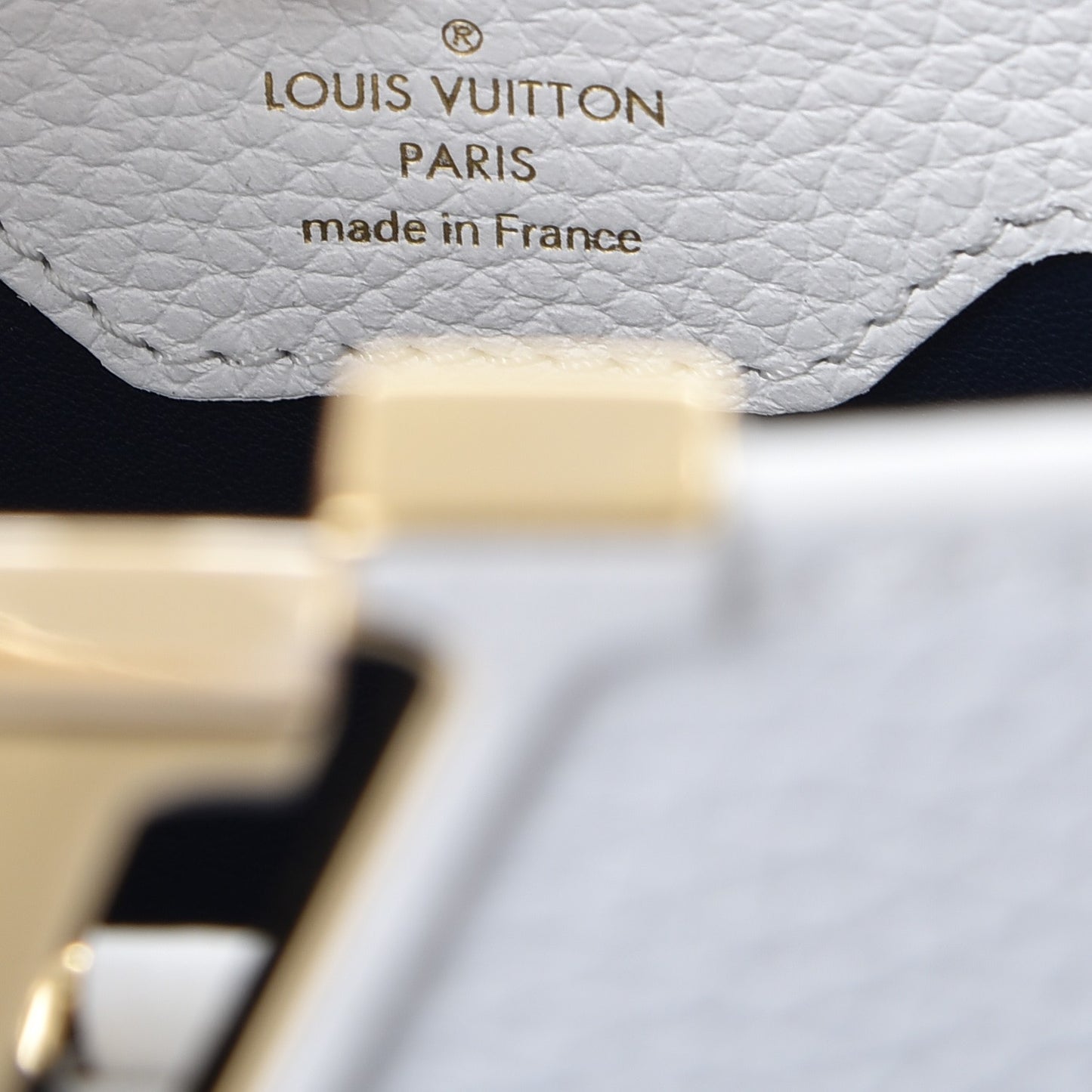 Taurillon Capucines PM Blue Marine