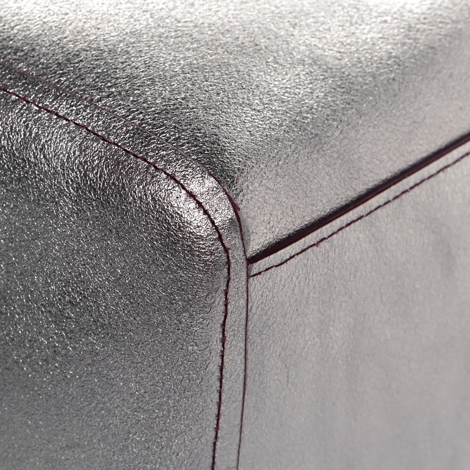 MCM Grained Calfskin Medium Reversible Wandel Tote Ruby Tan 18 of 20
