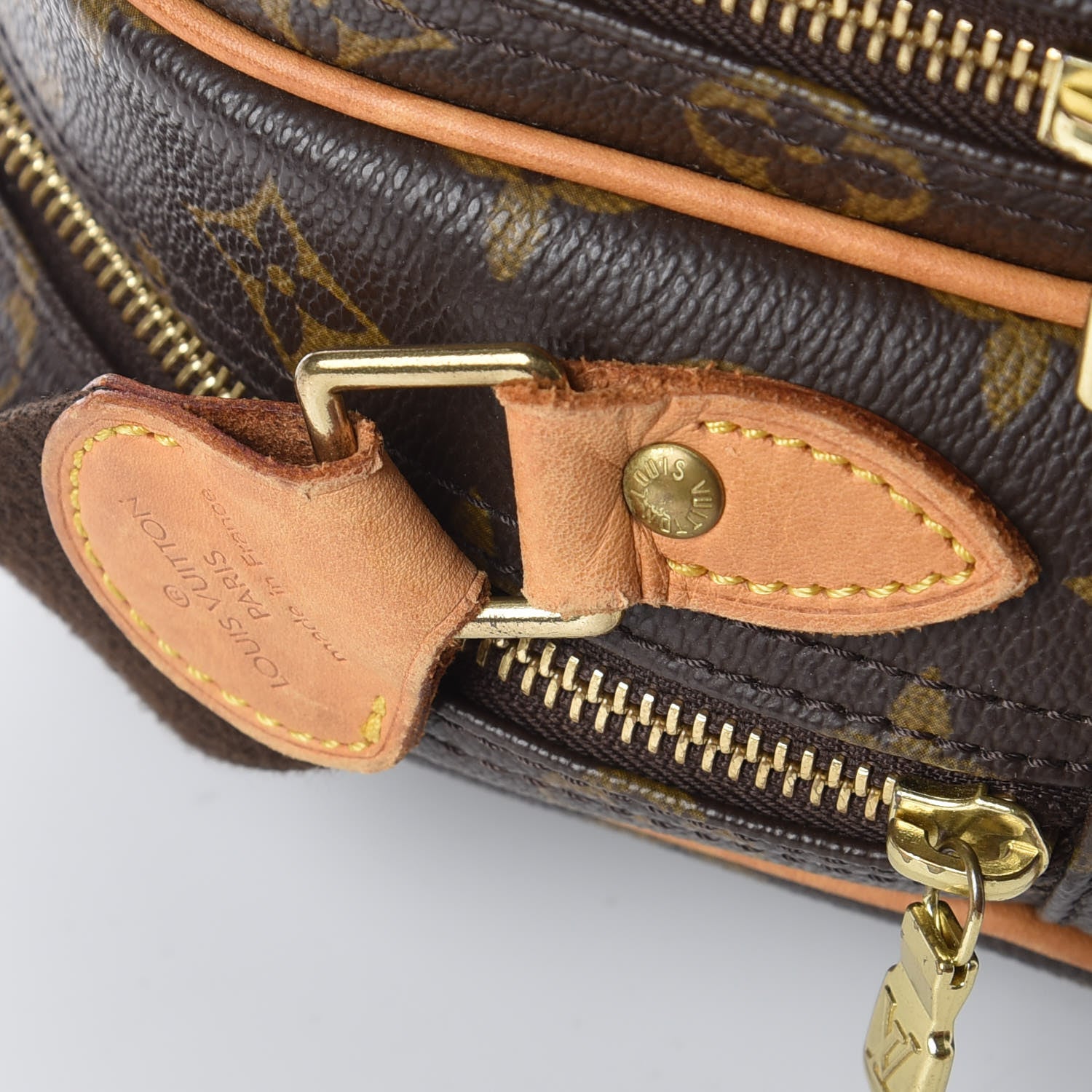 Louis Vuitton Monogram Reporter PM 9 of 13