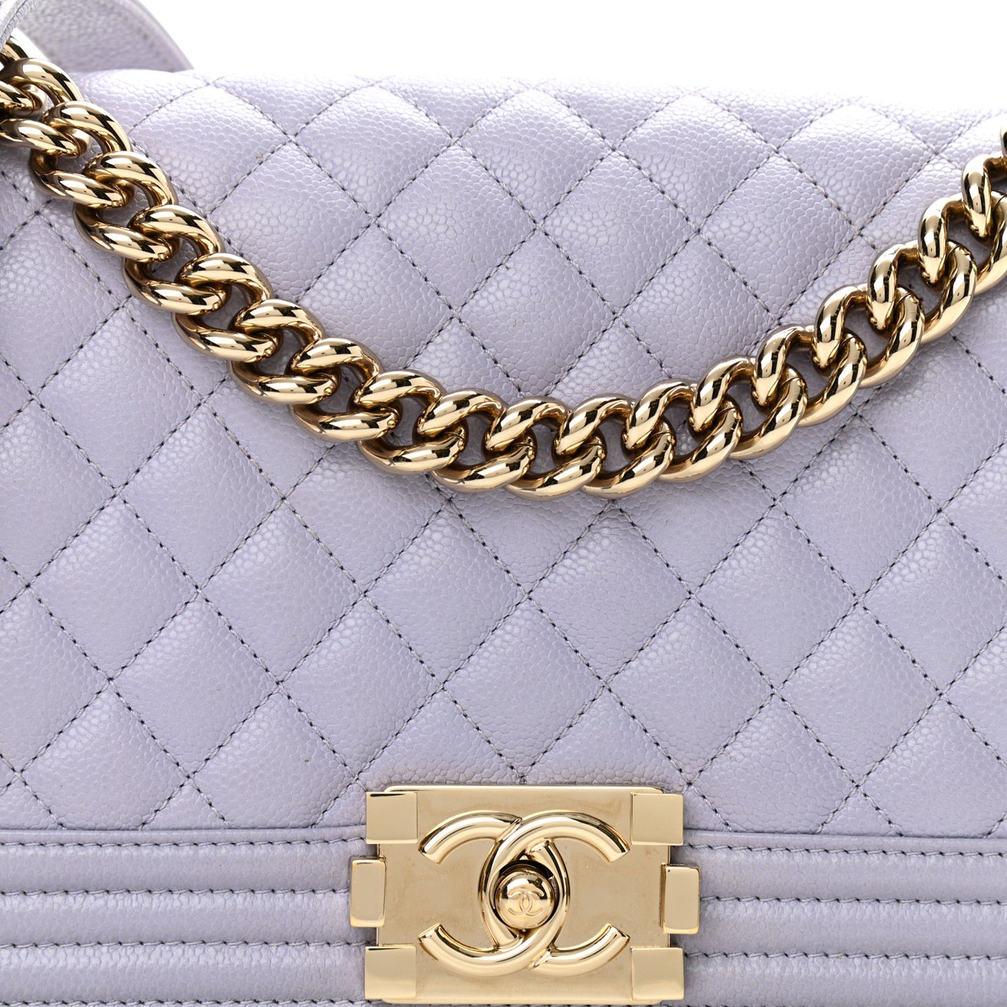 Caviar Quilted Medium Boy Flap Light Purple