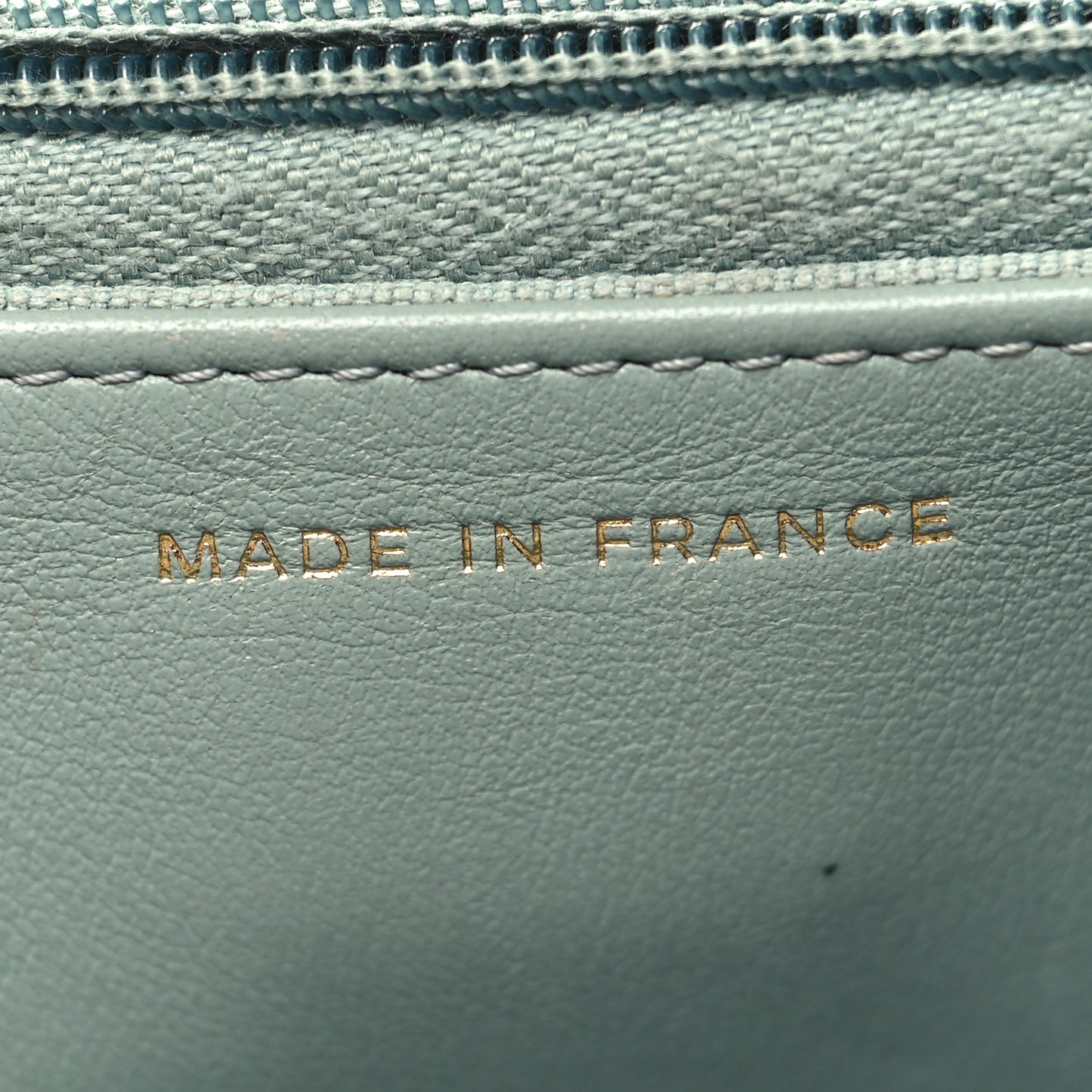 Caviar Quilted Wallet on Chain WOC Light Blue