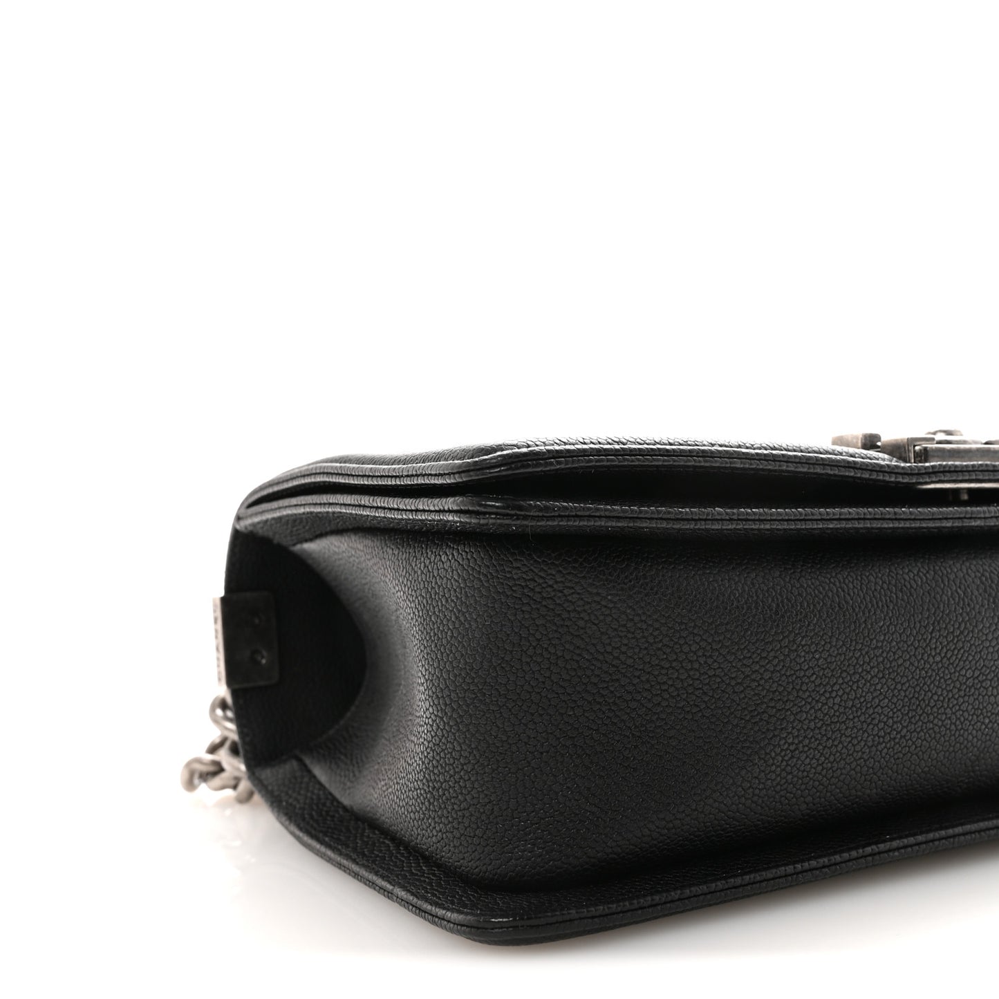 Caviar Quilted Medium Boy Flap Black