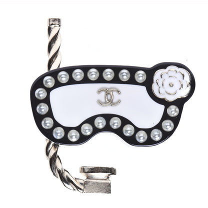 Chanel Resin Pearl Snorkeling CC Brooch Black White Gold 1 of 6