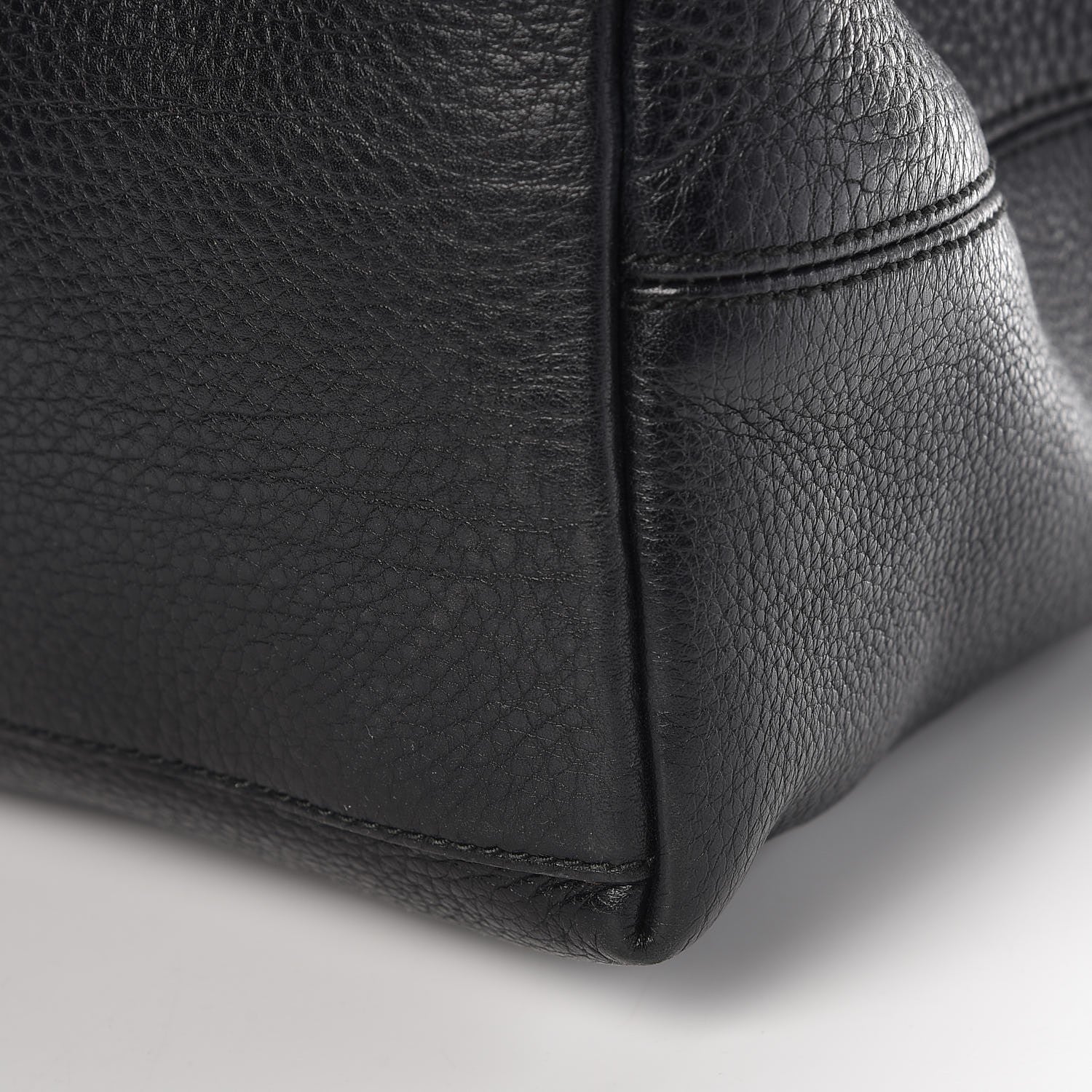 Gucci Pebbled Calfskin Large Soho Chain Shoulder Bag Black 18 of 18
