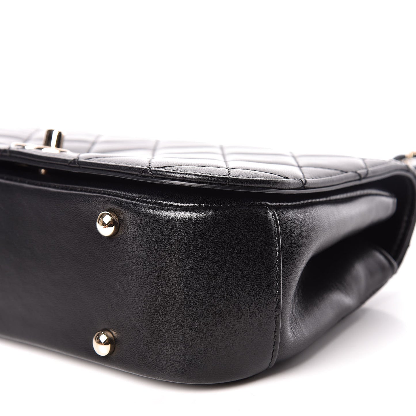 Lambskin Small Carry Chic Flap Black
