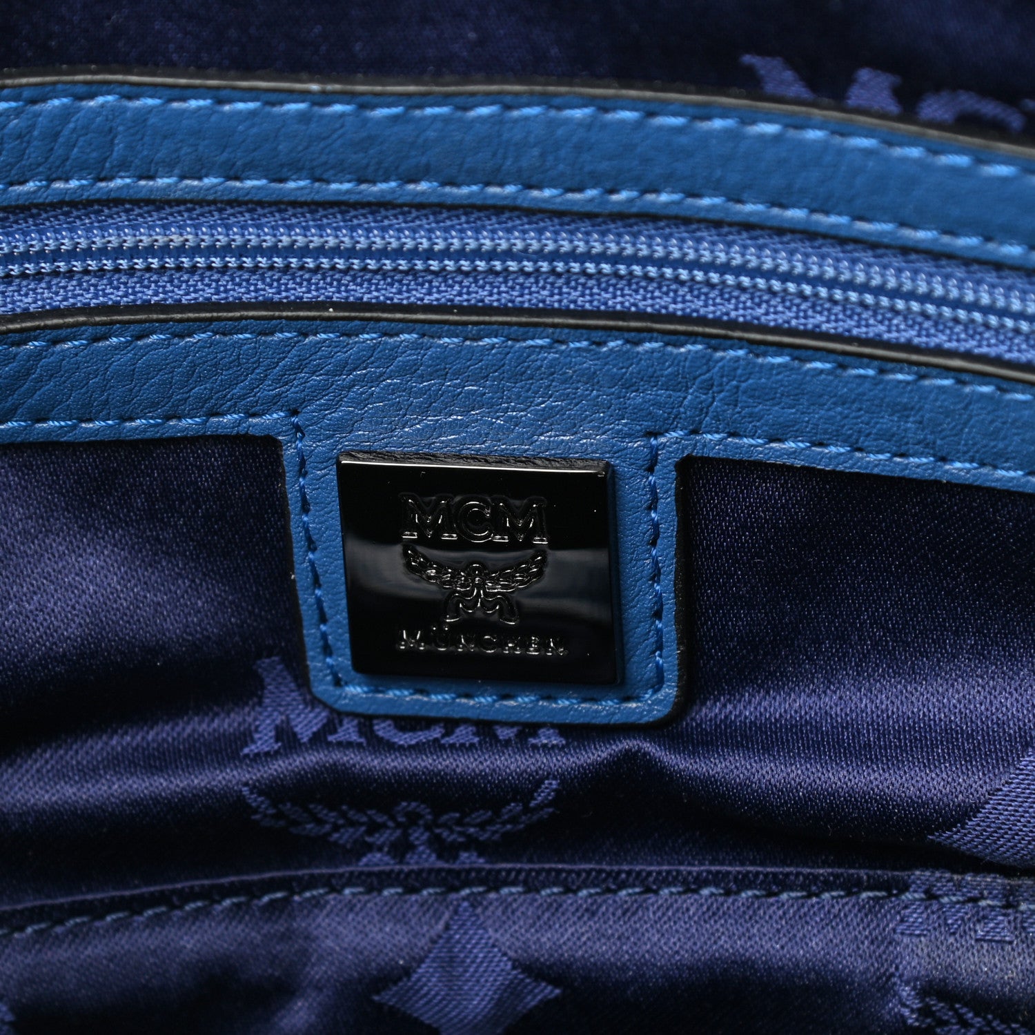 MCM Visetos Medium Traveler Weekender Duffle Bag Navy Blue 5 of 7