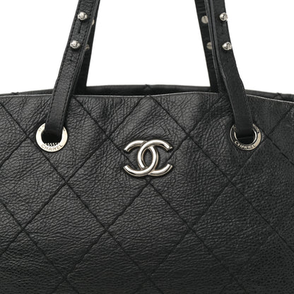 Chanel Glazed Calfskin Large On The Road Tote Black 9 of 13