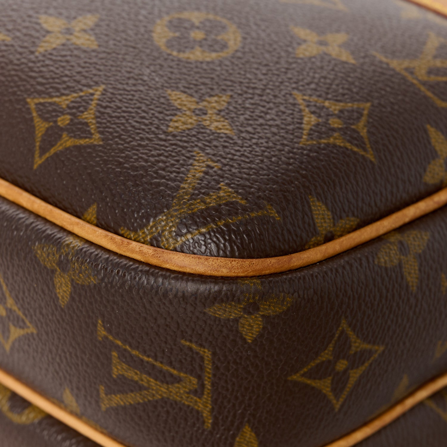 Louis Vuitton Monogram Reporter PM 16 of 17