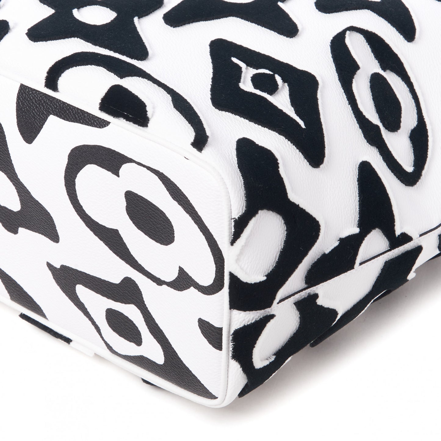 X UF Tufted Monogram Tufted Cabas White Black
