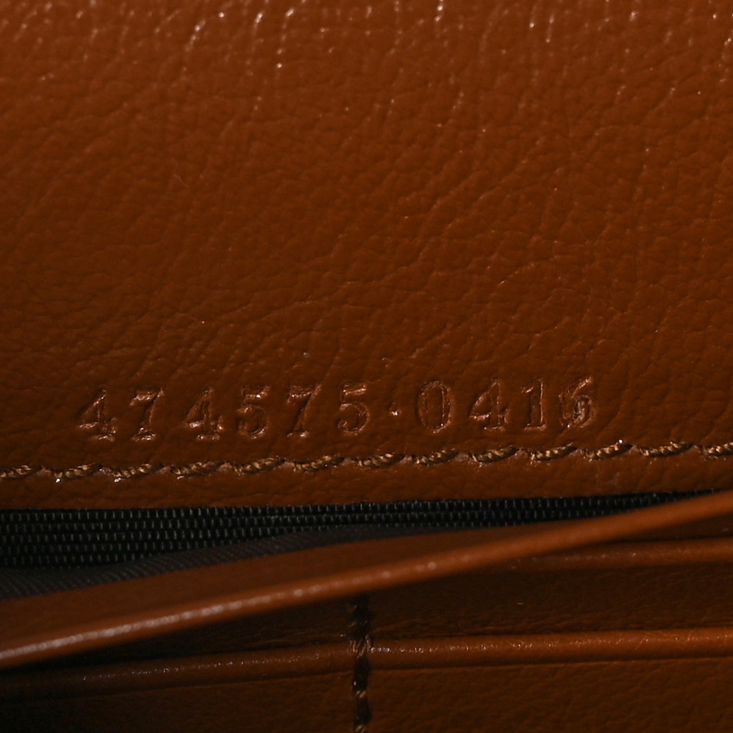 Azalea Calfskin Matelasse Diagonal GG Marmont Chain Wallet Cuir