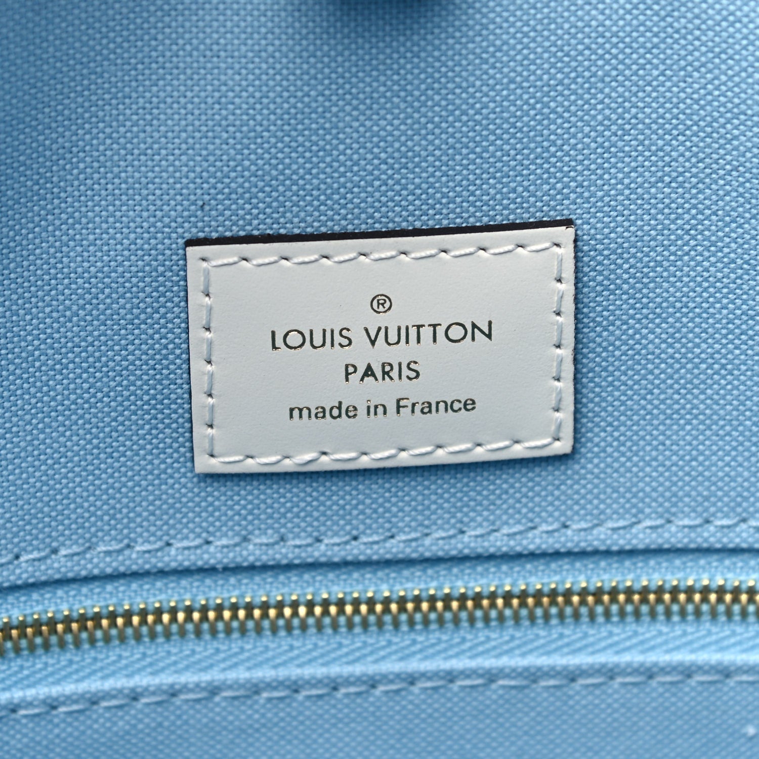 Louis Vuitton Monogram Giant Hamptons Onthego Blue 7 of 13