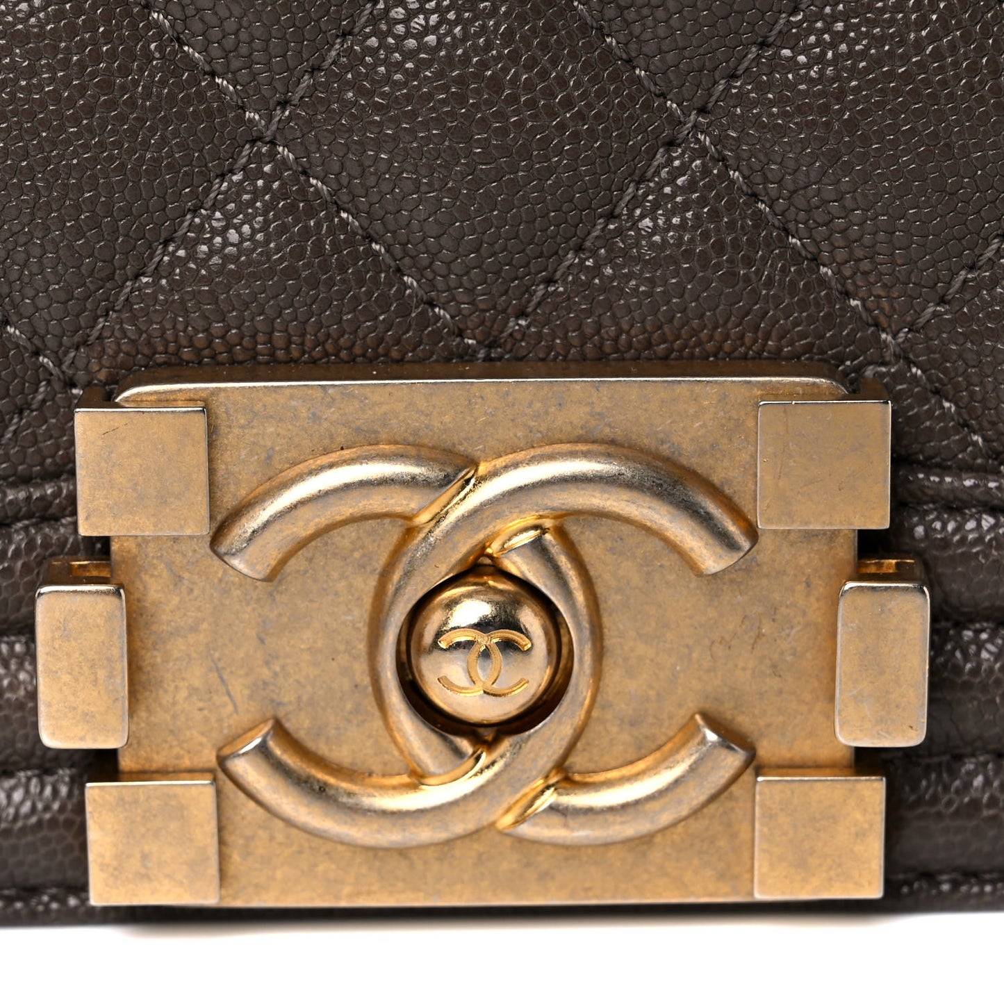 Caviar Quilted Medium Boy Flap Khaki