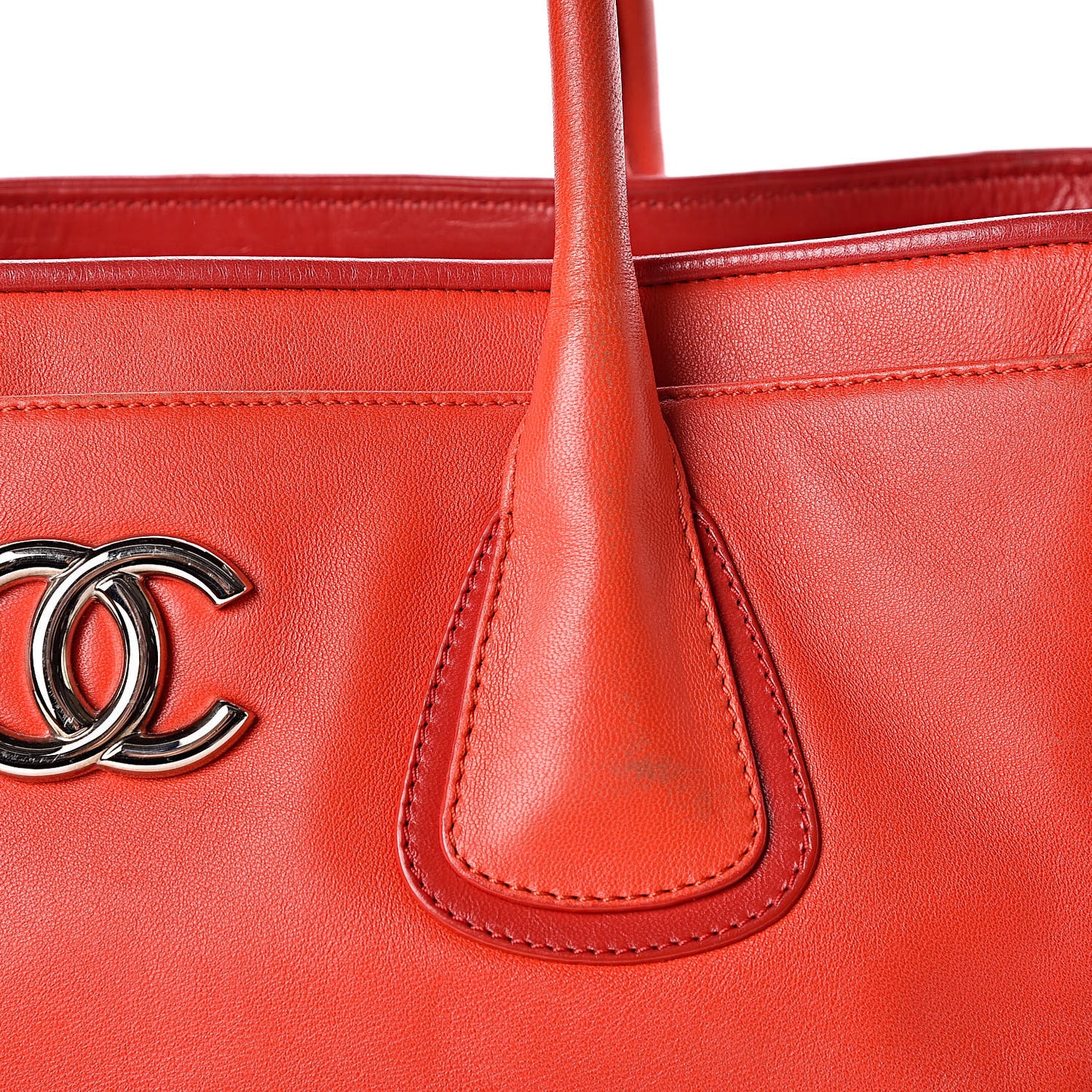 Lambskin Executive Cerf Shopper Tote Red