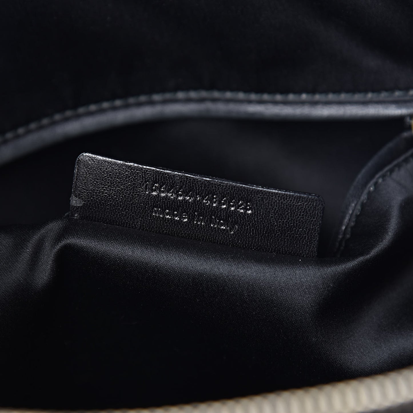 Calfskin Large Muse Black