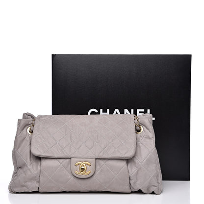 Chanel Iridescent Calfskin Large Chic Quilt Flap Gris 13 of 13