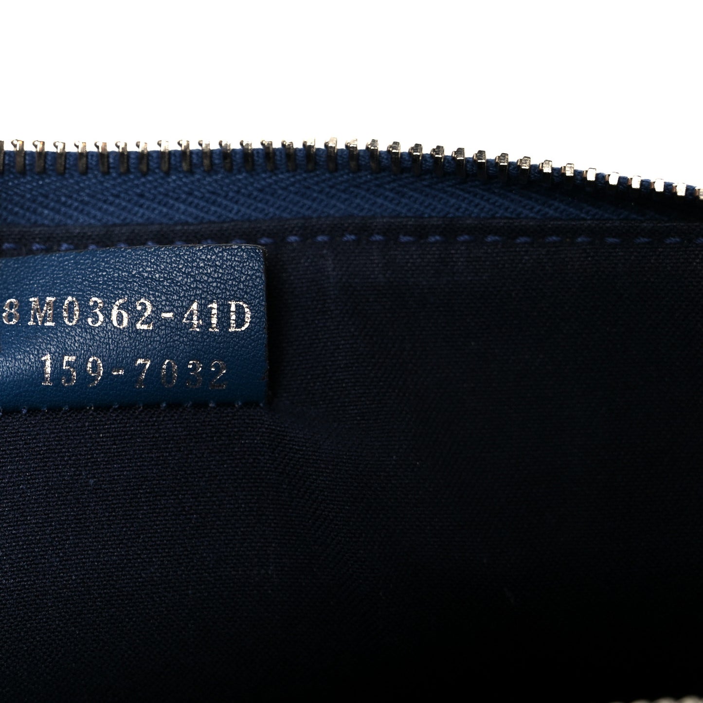 Vitello Dolce Fox Fur Monster Eyes Mini 2Jours Pouch Navy