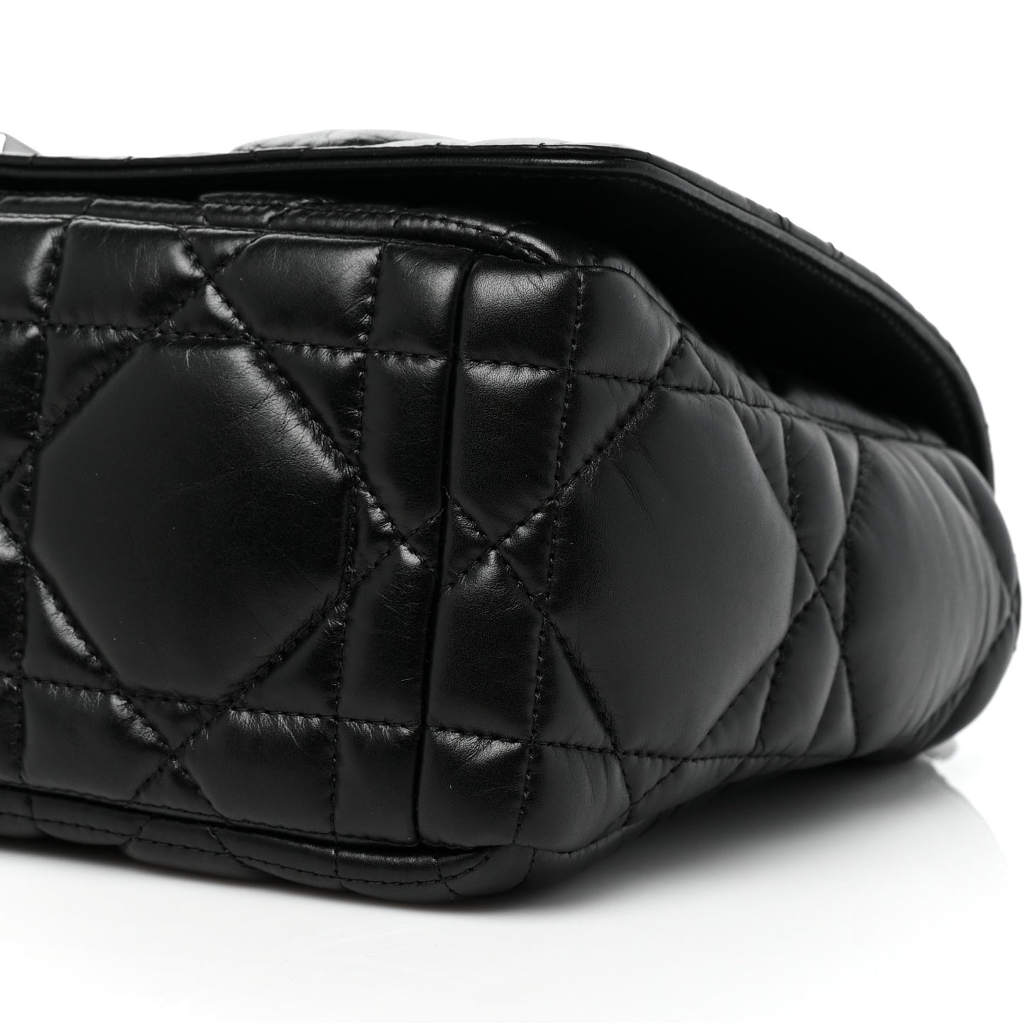 Calfskin Macrocannage Medium Caro Bag Black