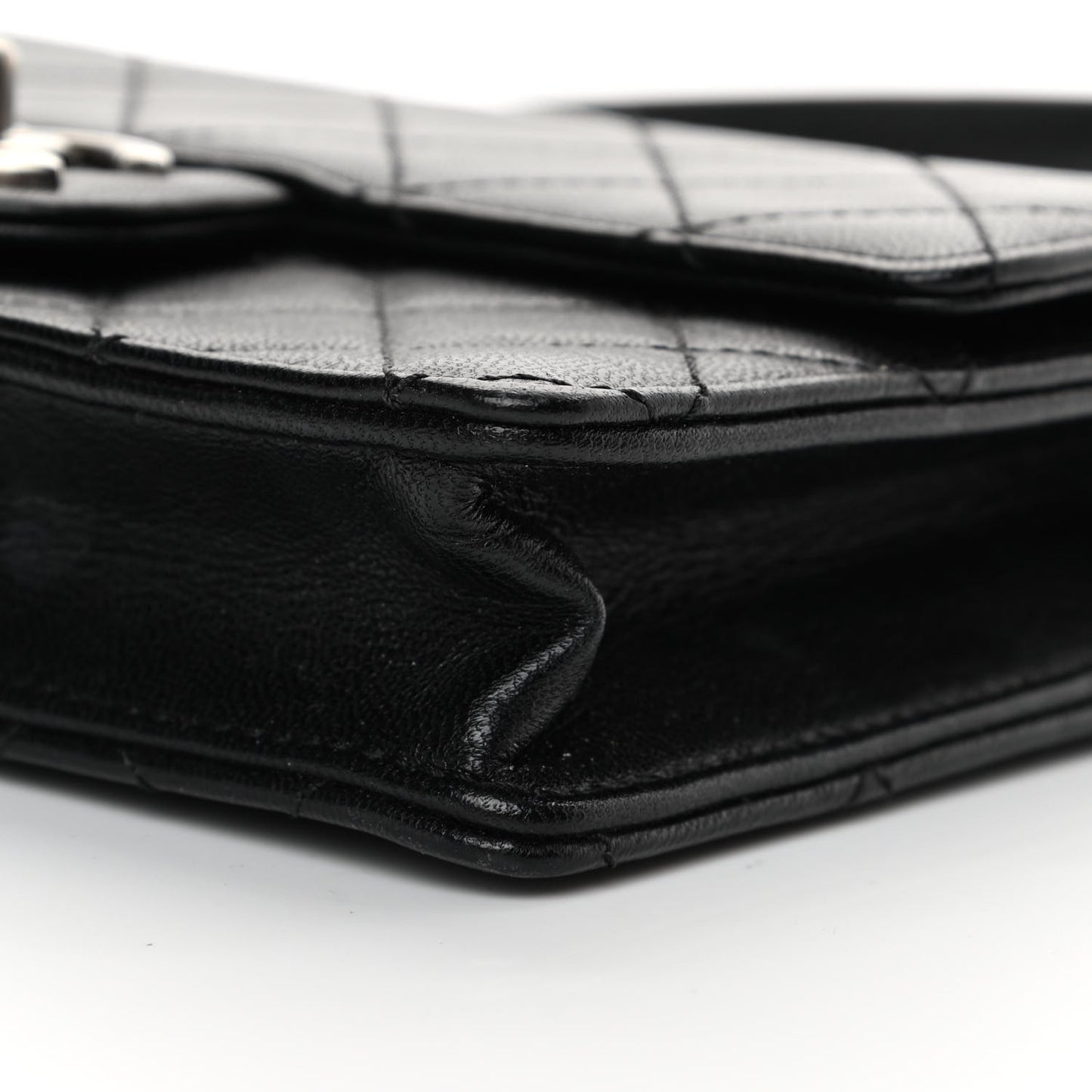 Goatskin Quilted Logo Small Chic Flap Black
