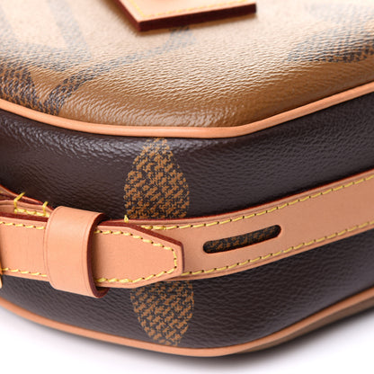 Louis Vuitton Reverse Monogram Giant Boite Chapeau Souple 9 of 13