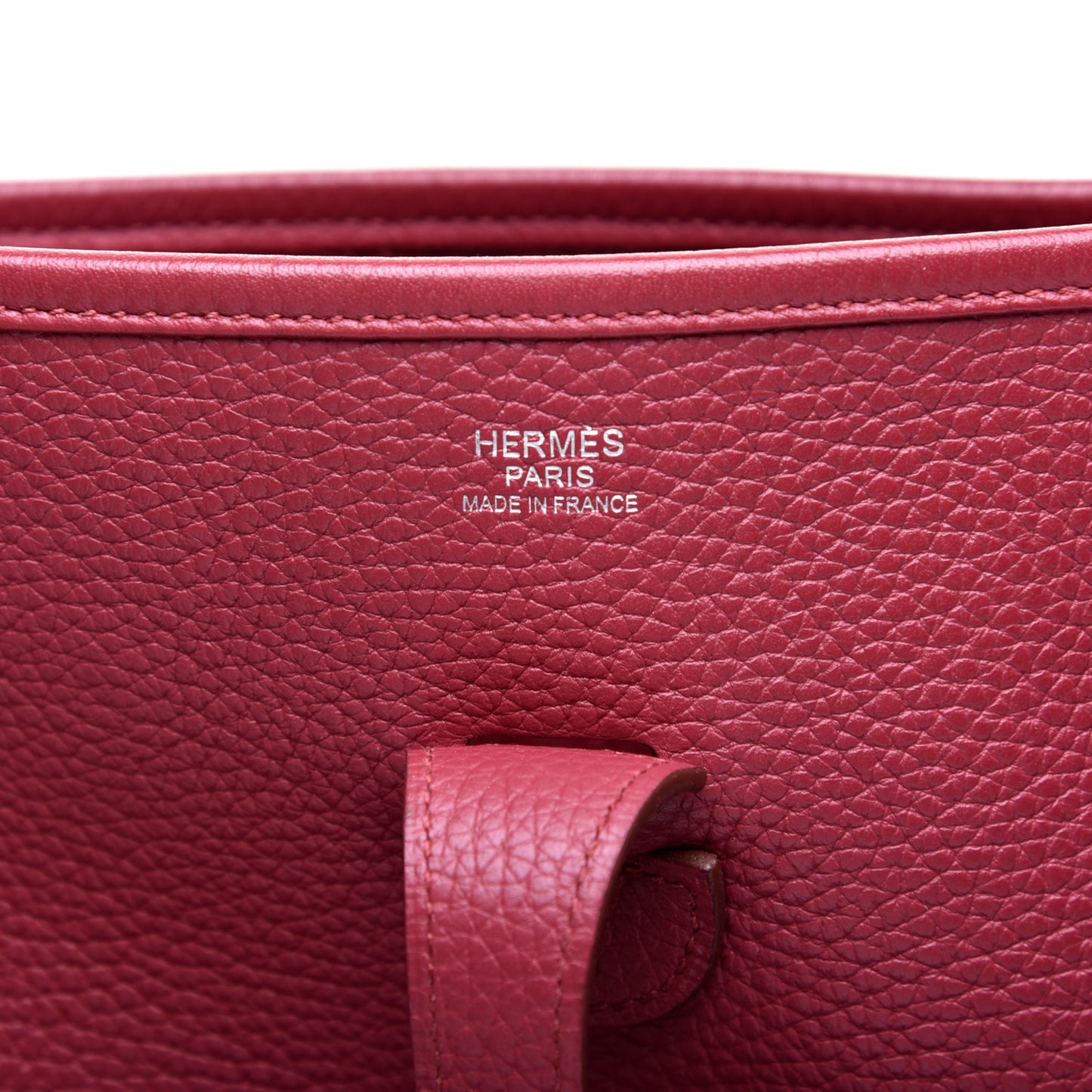 Taurillon Clemence Evelyne III PM Rubis