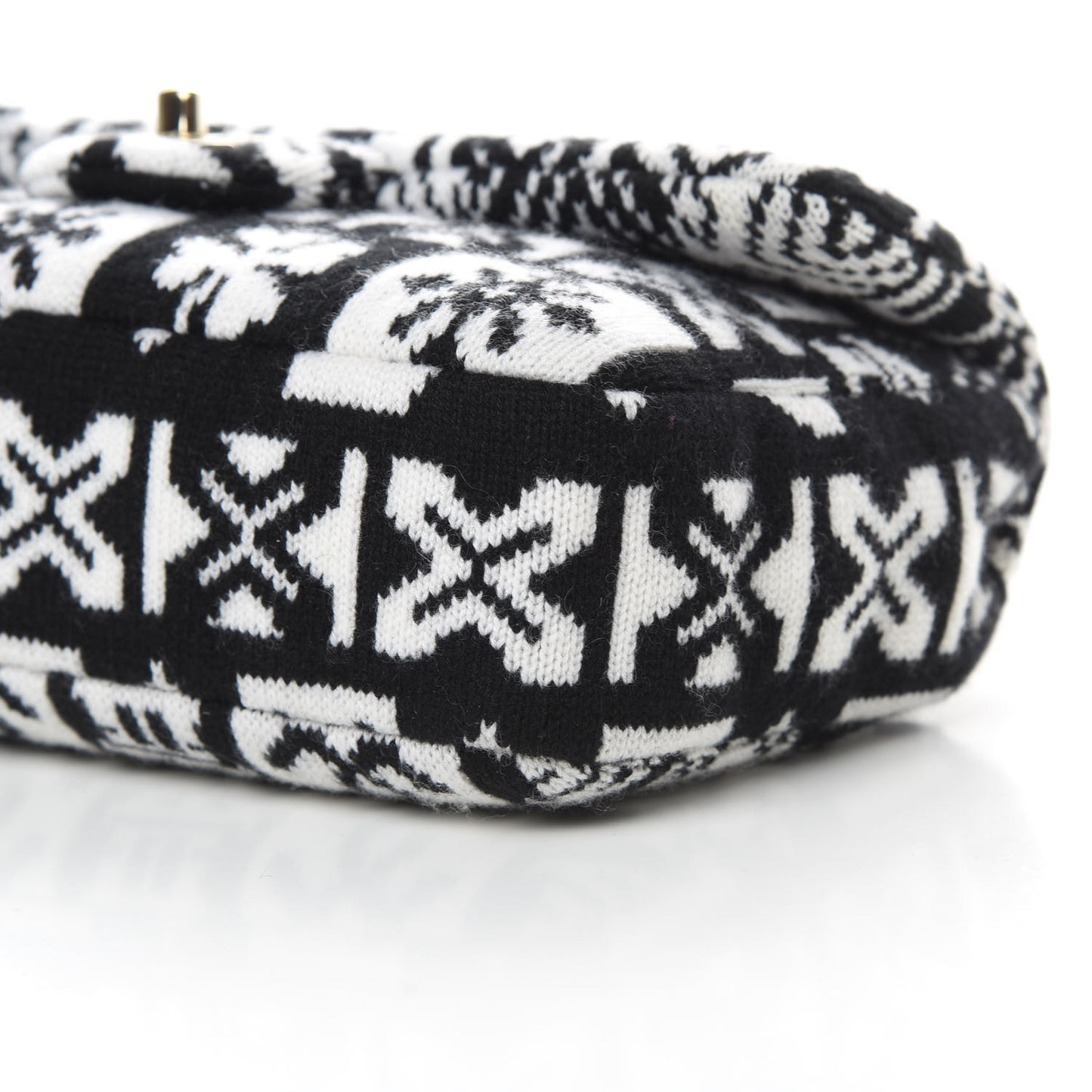 Cashmere Knit Coco Neige Flap Black White