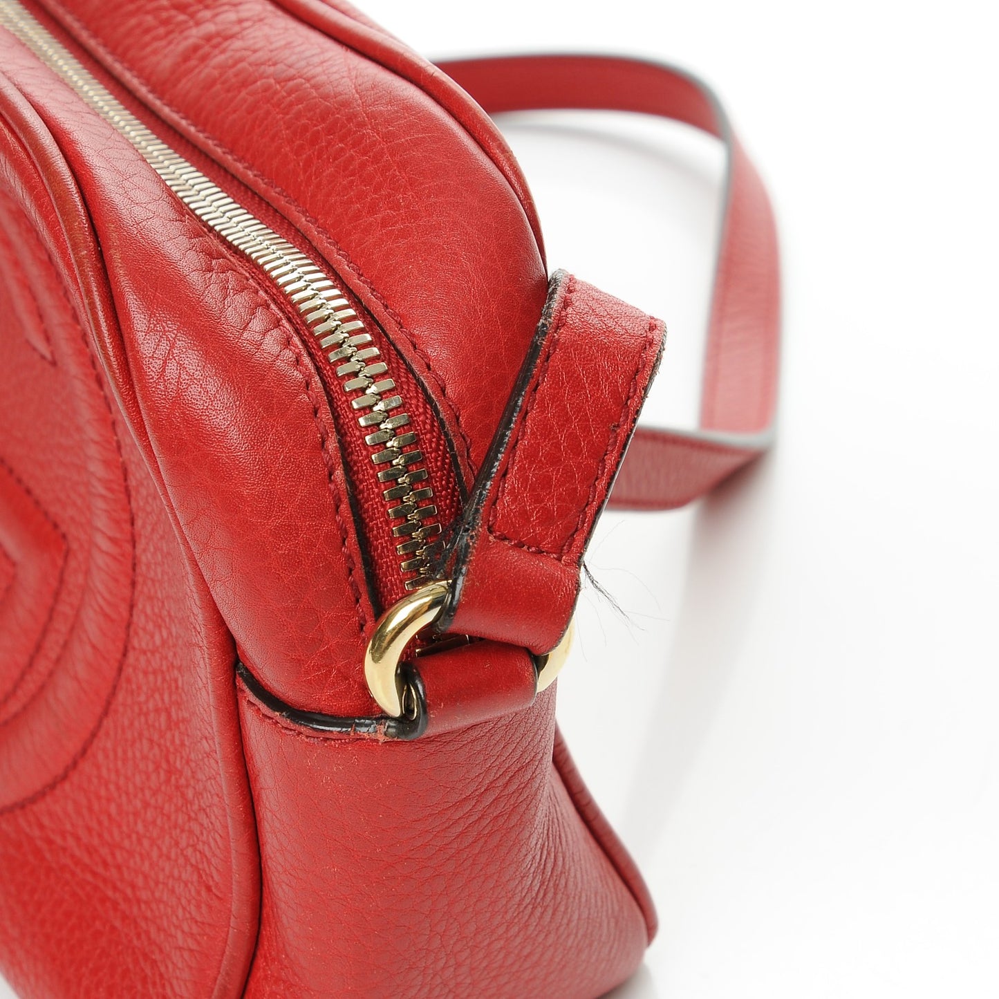Pebbled Calfskin Small Soho Disco Bag Tabasco Red