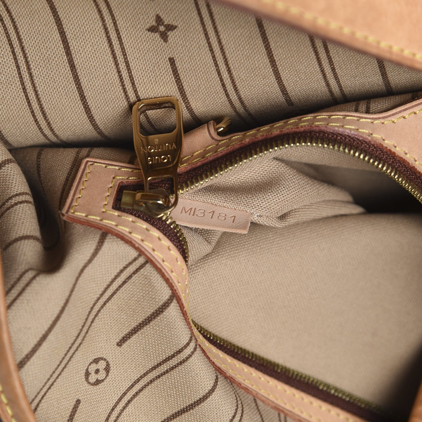 Monogram Delightful MM