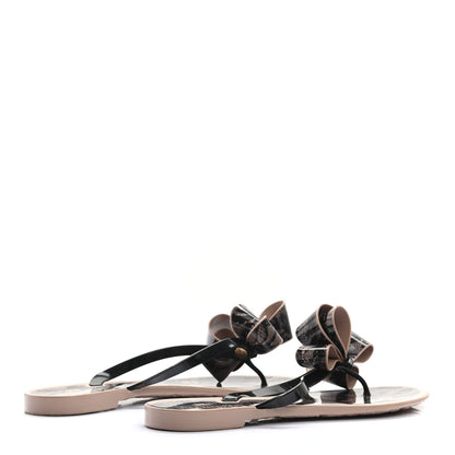 Valentino Garavani PVC Jelly Lace Print Bow Thong Sandals 40 Black Poudre 4 of 8