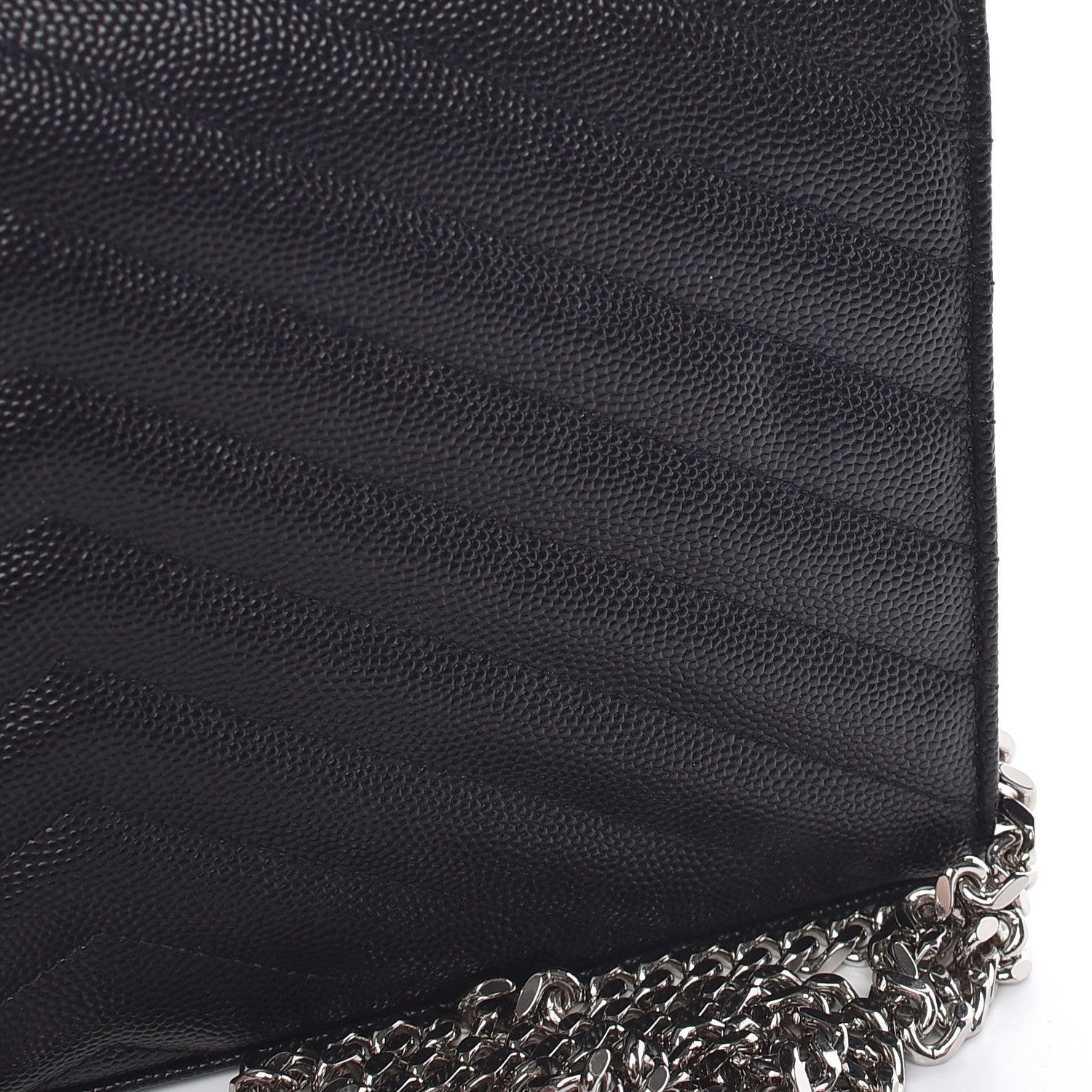 Saint Laurent Grain De Poudre Matelasse Chevron Medium Monogram Chain Wallet Black 7 of 8