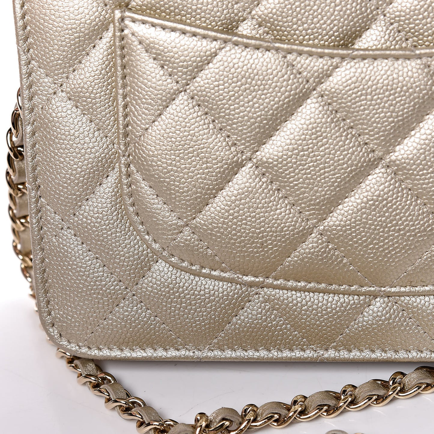 Pearly Caviar Quilted Wallet On Chain WOC Light Gold