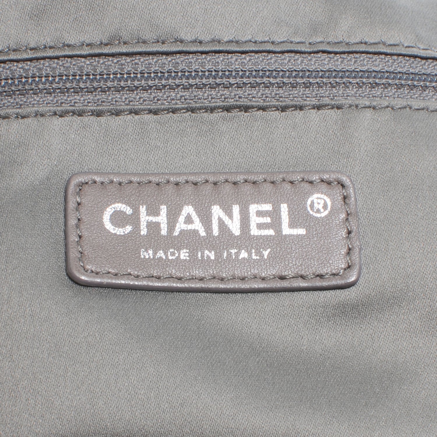 Chanel Lambskin Large Rock and Chain Hobo Black 7 of 8