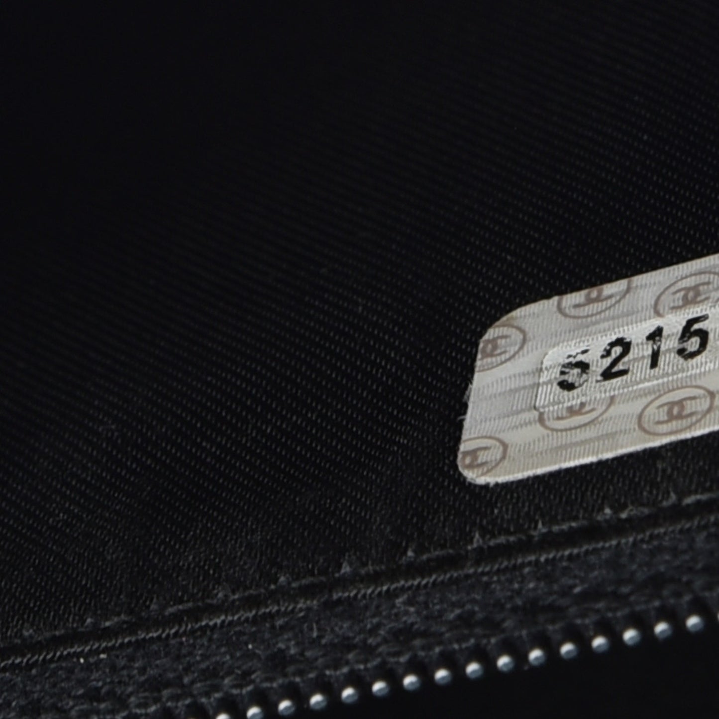 Caviar CC Shoulder Bag Black