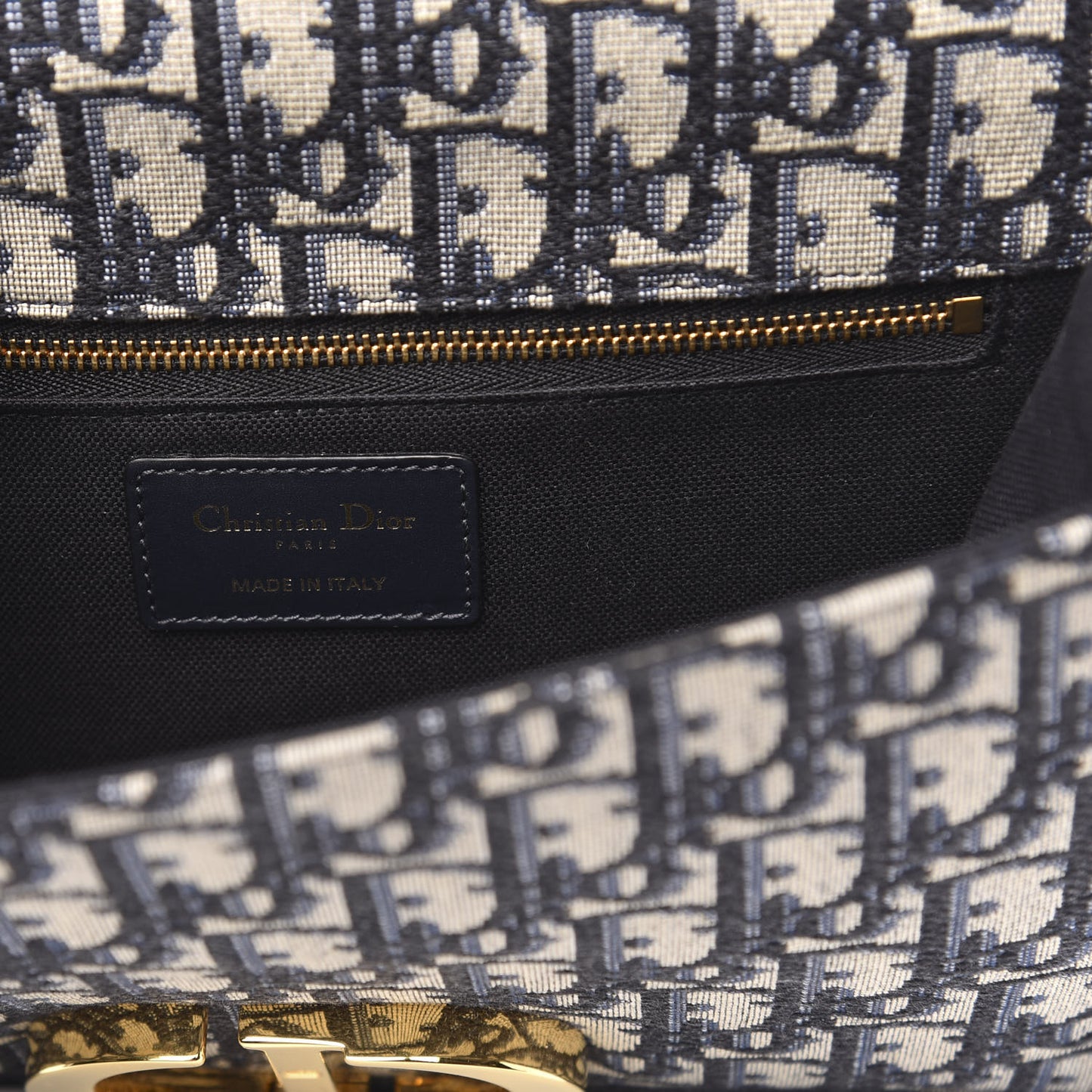 Oblique 30 Montaigne Flap Bag Blue