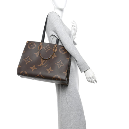 Louis Vuitton Reverse Monogram Giant Onthego GM 2 of 9