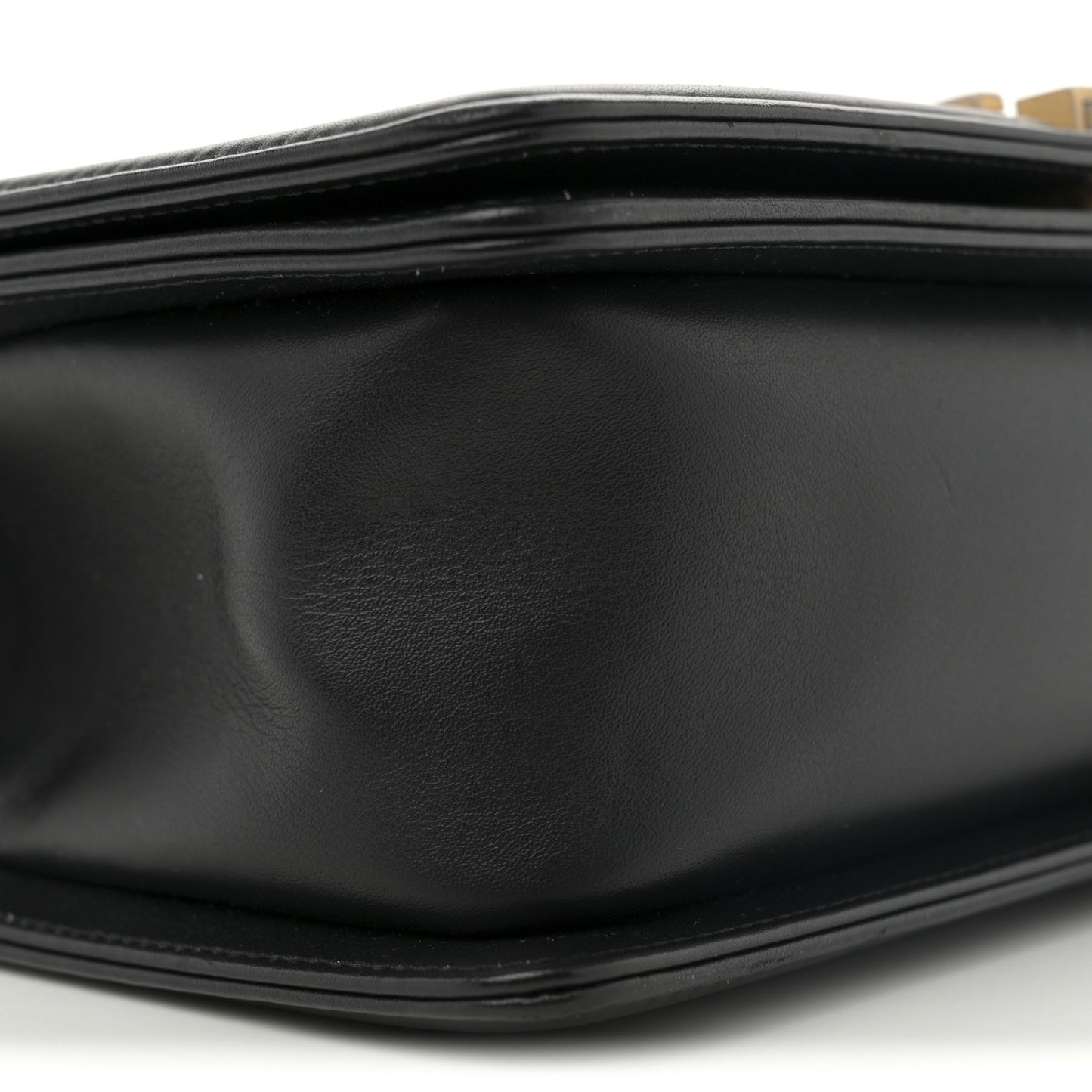 Calfskin Chevron Quilted Medium Boy Flap Black