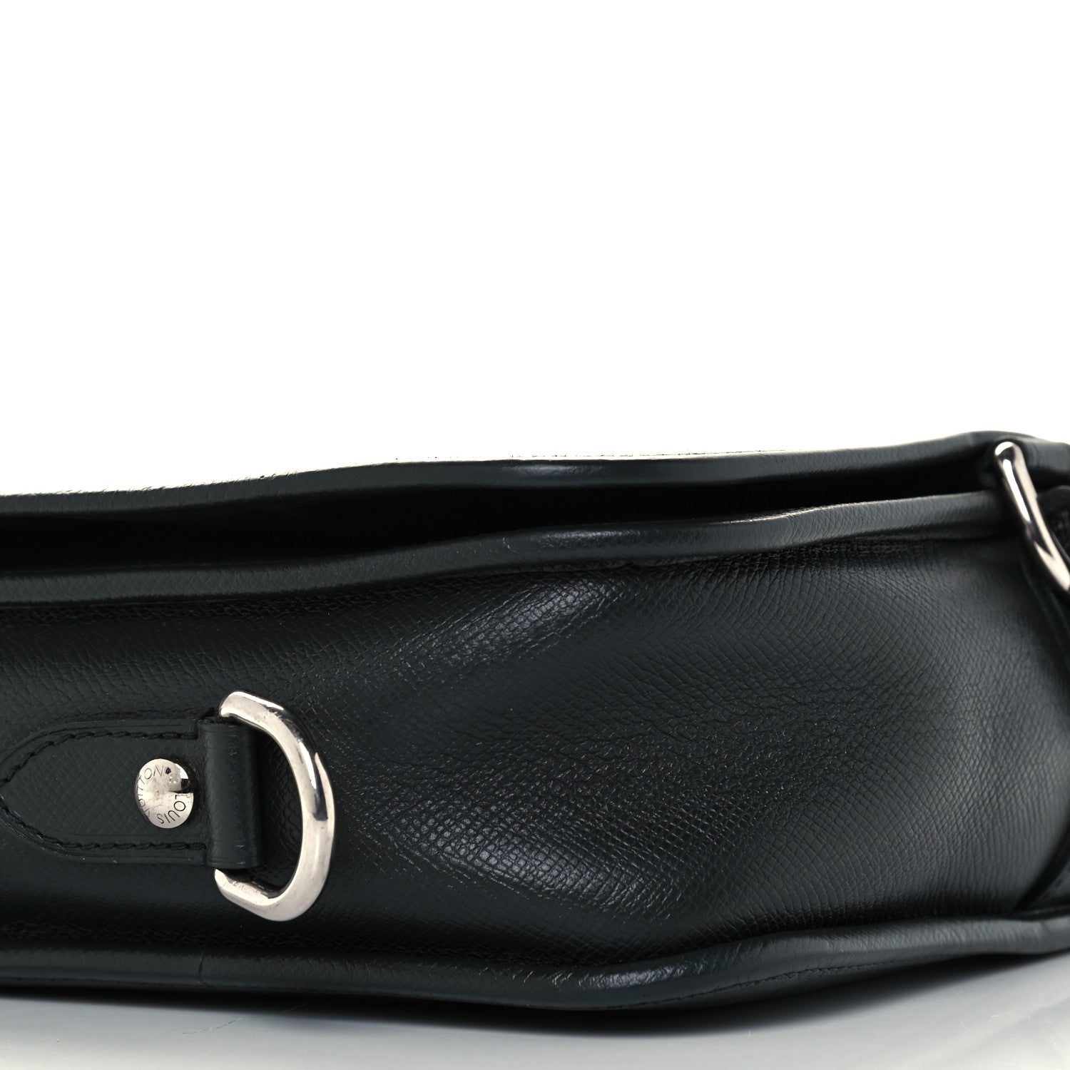 Louis Vuitton Taiga Andrei Gray 8 of 10