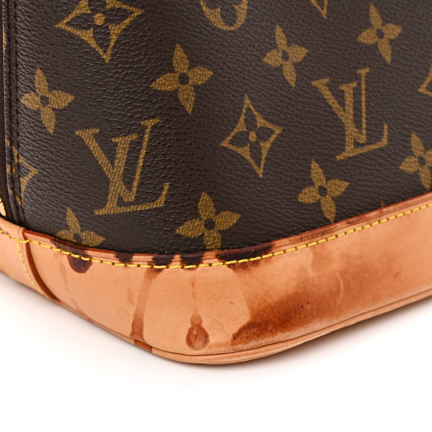 Louis Vuitton Monogram Alma PM 11 of 15