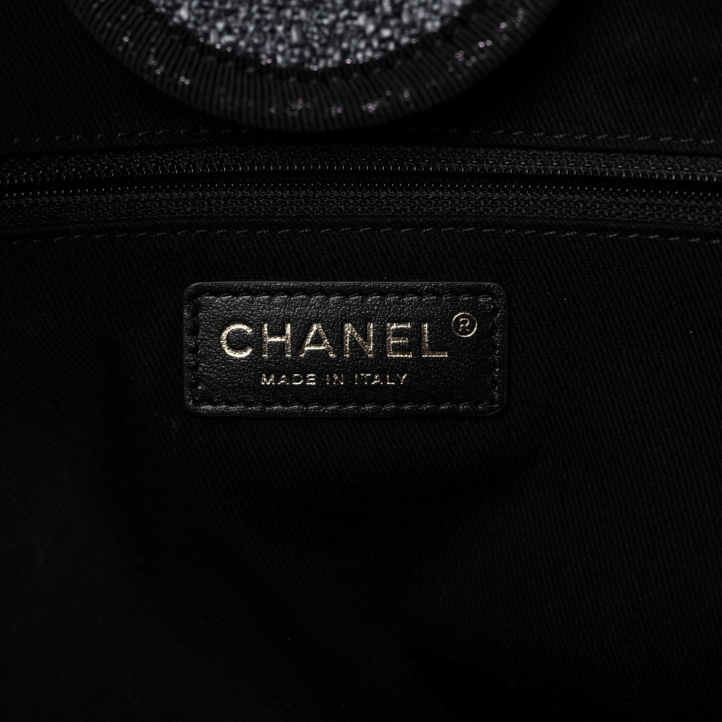 Lurex Boucle Medium Deauville Tote Black