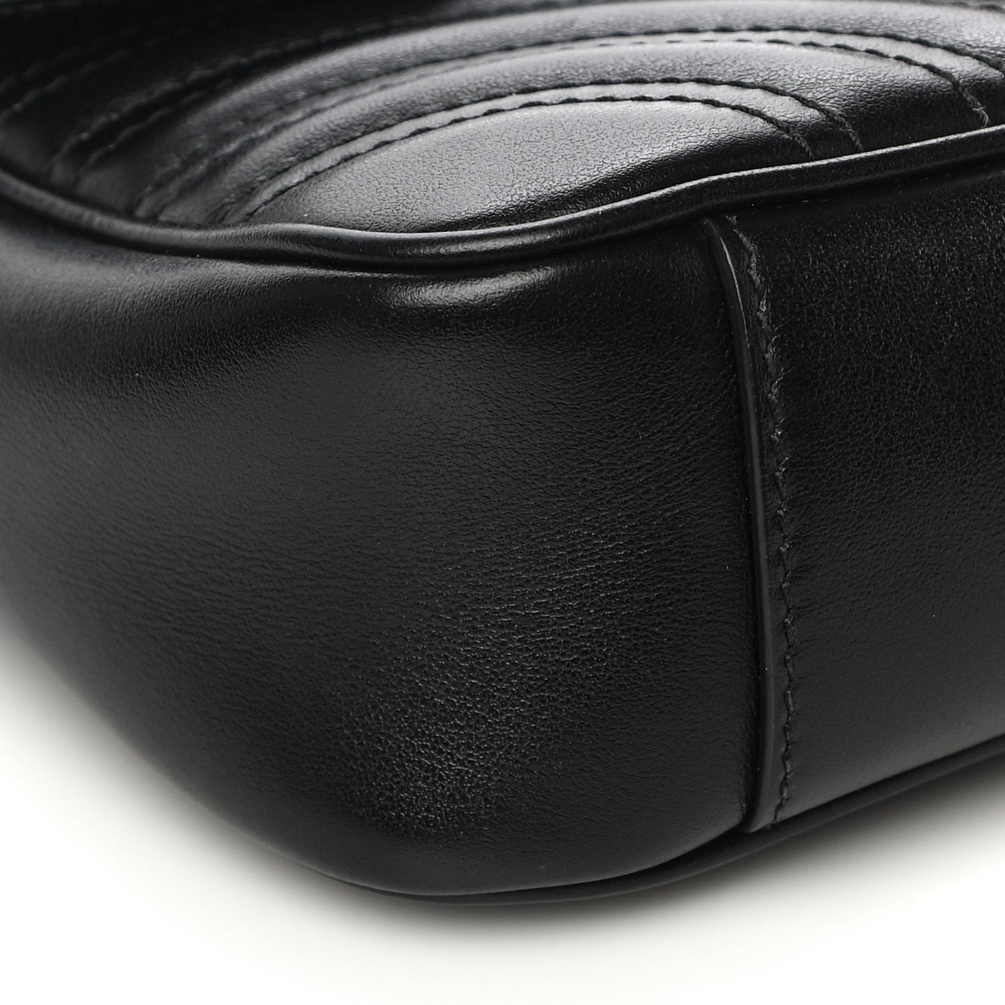 Calfskin Matelasse Mini GG Marmont Shoulder Bag Black