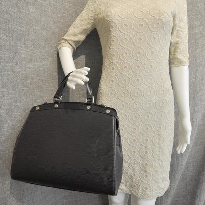 Louis Vuitton Epi Brea GM Black 3 of 9