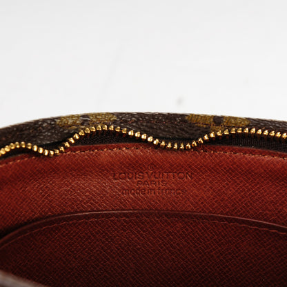 Louis Vuitton Monogram Compact Tour Toiletry Pouch 7 of 8