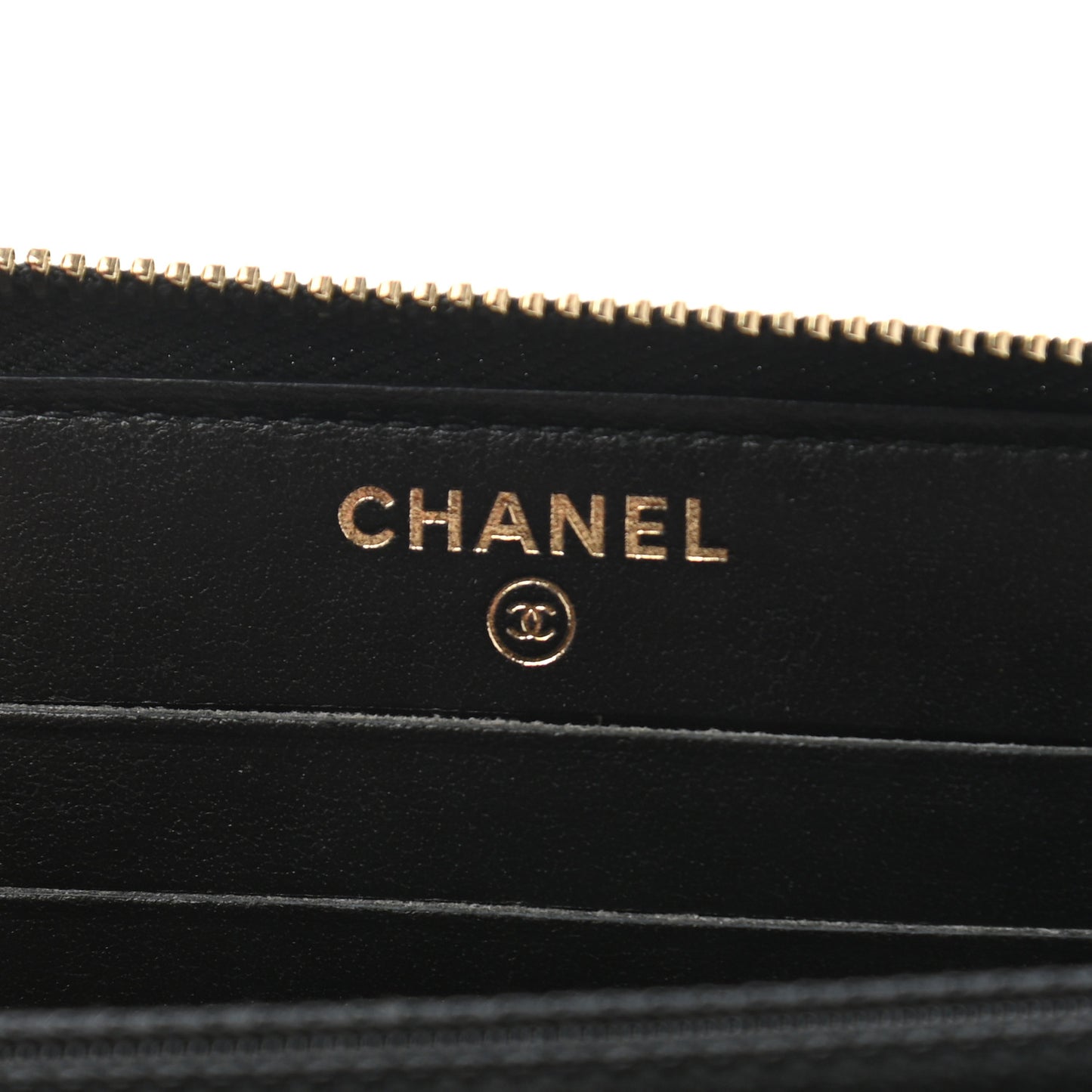 Caviar Quilted Medium Filigree Zip Around Wallet Black