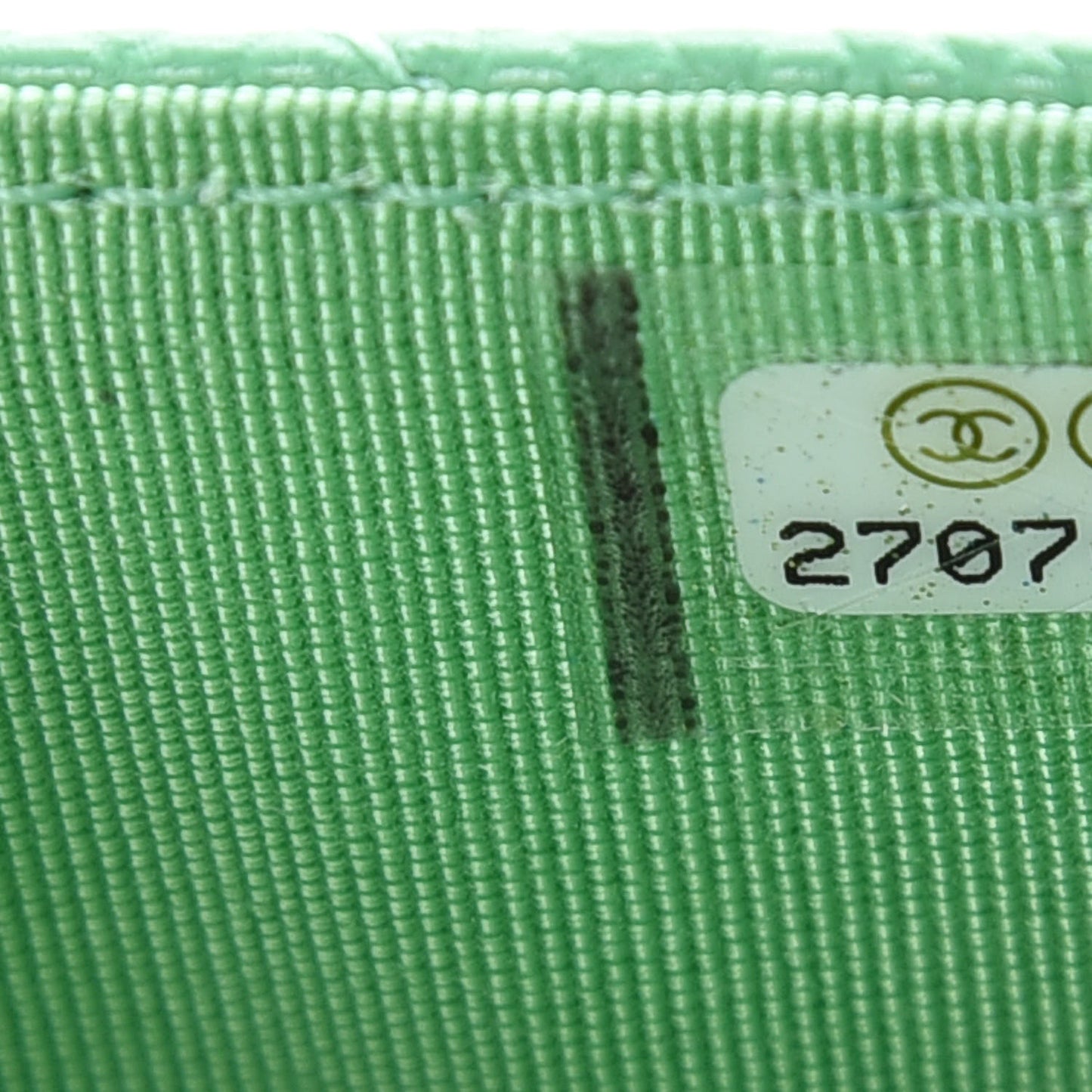 Caviar Chevron Quilted Card Holder Wallet Light Green