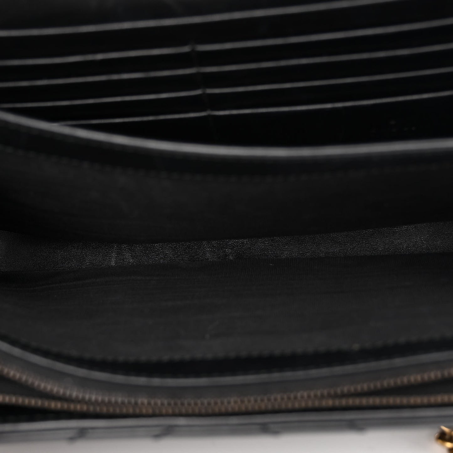 Calfskin Matelasse GG Marmont Chain Wallet Black