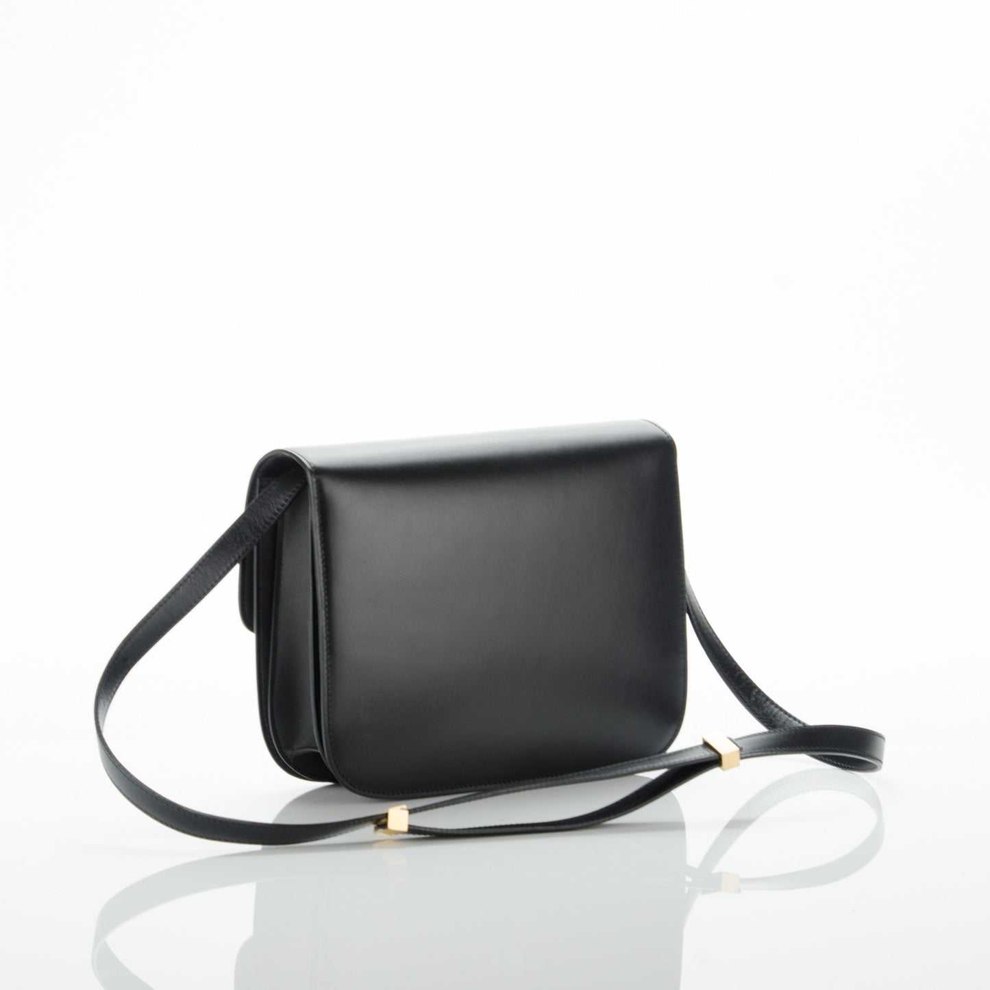 Box Calfskin Medium Classic Box Flap Bag Black