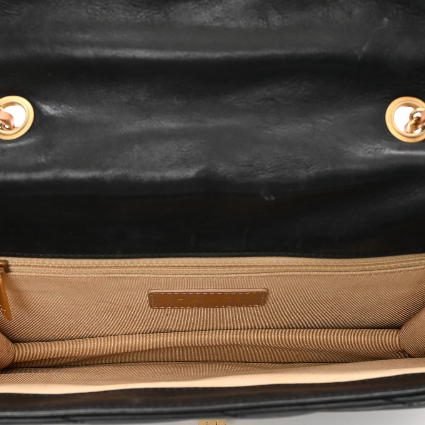 Calfskin Gabrielle Chevron Flap Black
