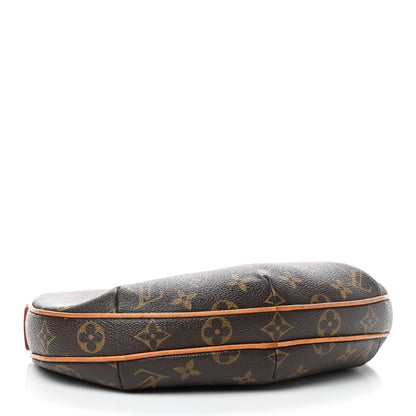 Louis Vuitton Monogram Croissant PM 4 of 9