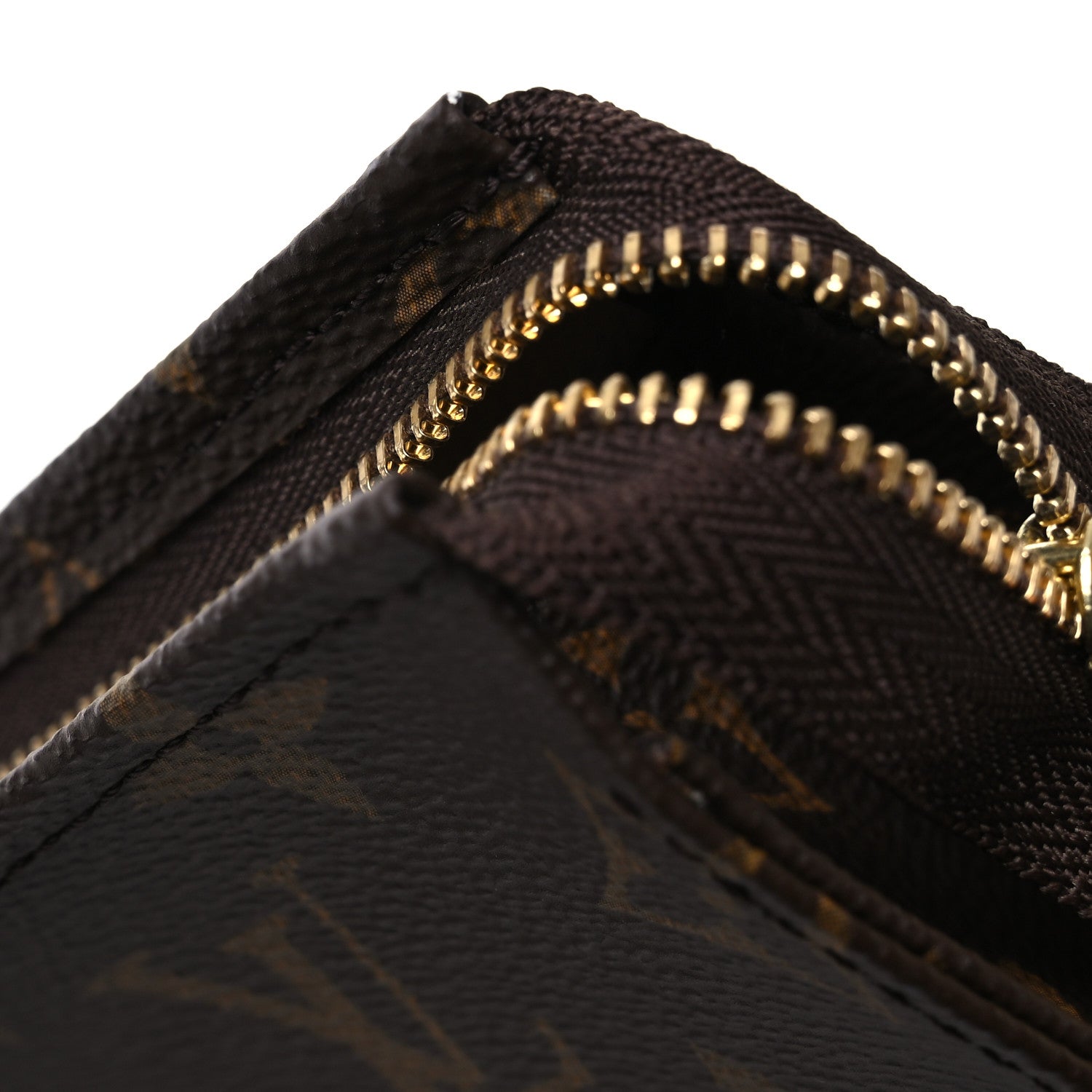 Louis Vuitton Monogram Toiletry Pouch 26 9 of 10